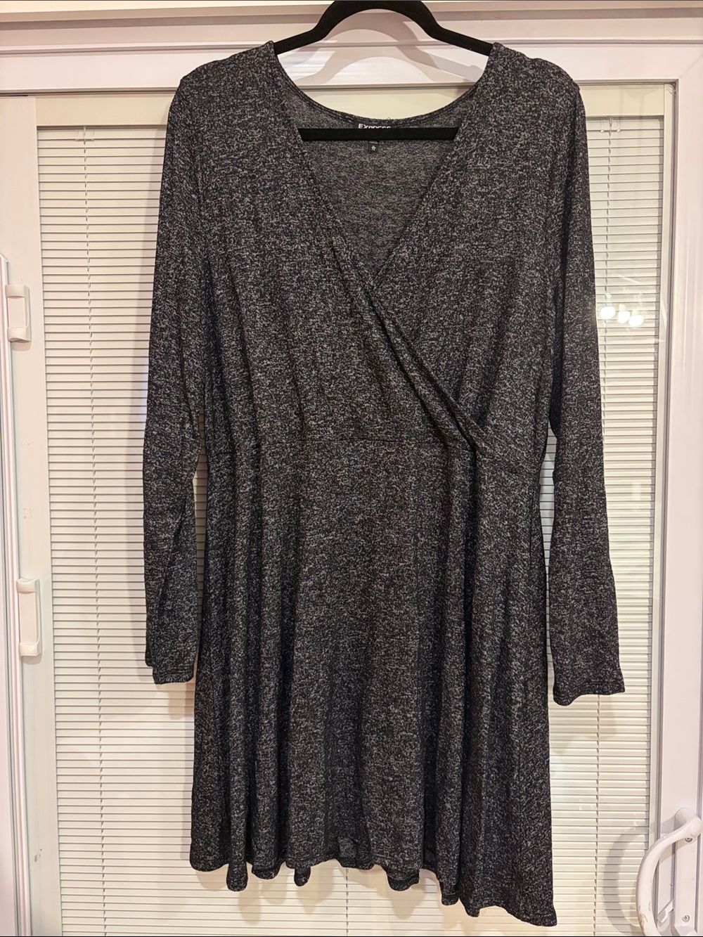 Express Black and Grey Long Sleeve V Neck Dress Size XL